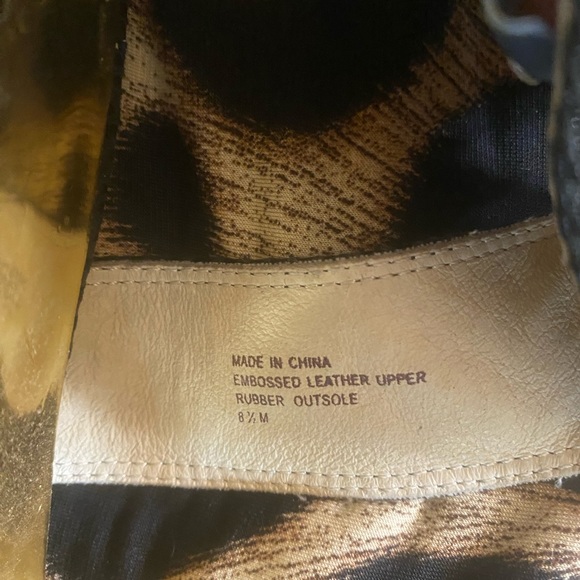 Michael Kors Beverly snakeskin heels - Picture 9 of 16